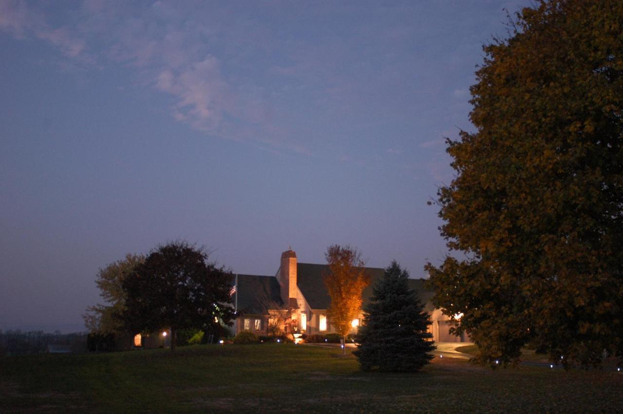 Annville Inn Bed & Breakfast Bagian luar foto