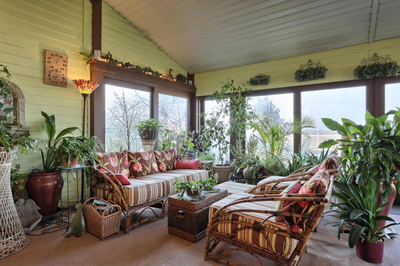 Annville Inn Bed & Breakfast Bagian luar foto
