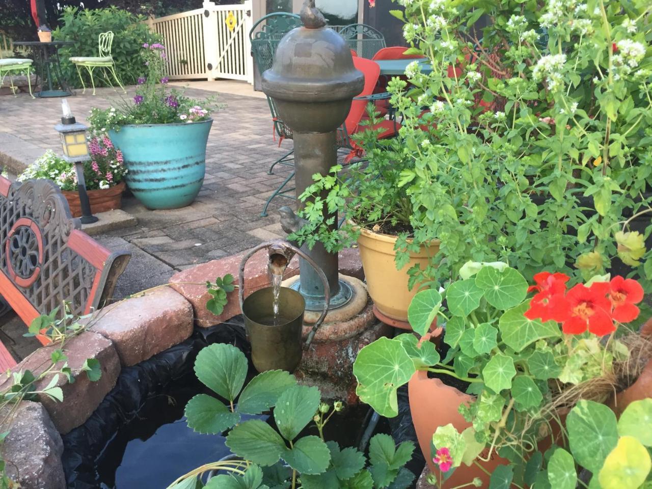 Annville Inn Bed & Breakfast Bagian luar foto