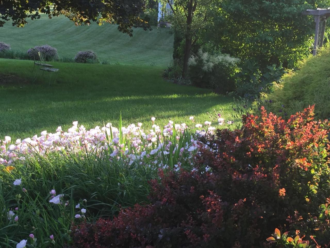 Annville Inn Bed & Breakfast Bagian luar foto
