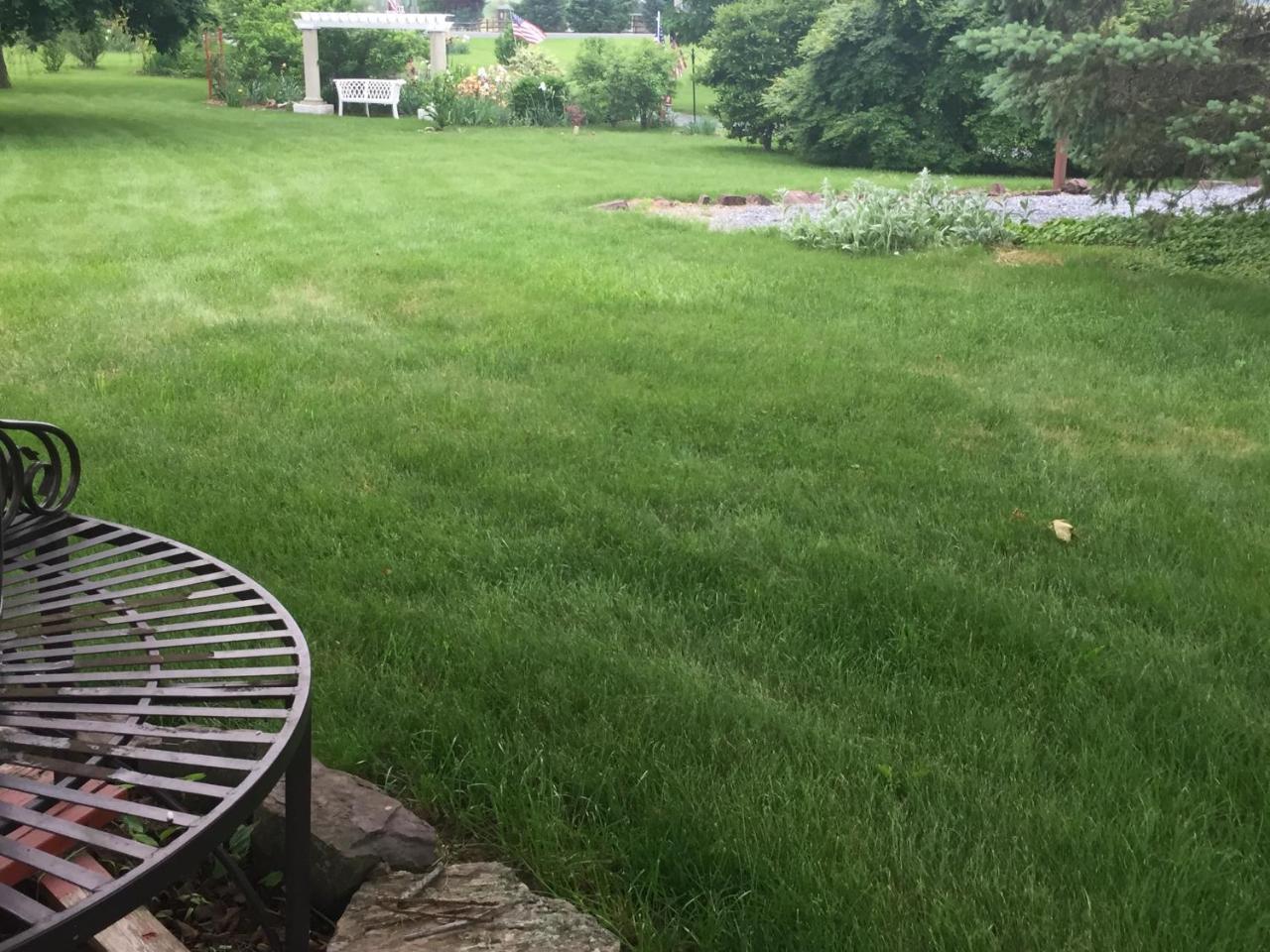 Annville Inn Bed & Breakfast Bagian luar foto
